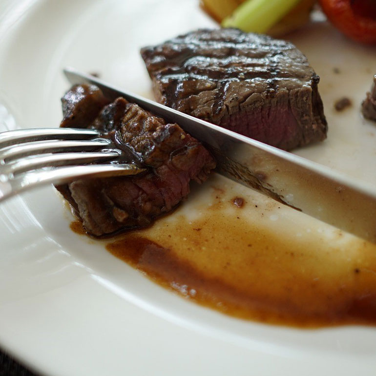 3 redenen om regelmatig een hapje te gaan eten met je vrienden