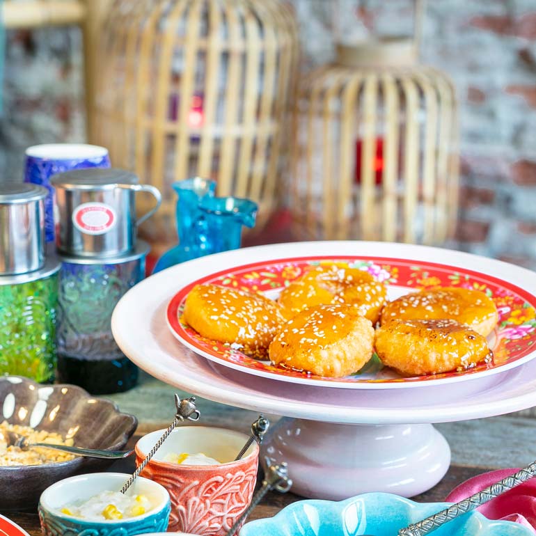 Vietnamese donut 