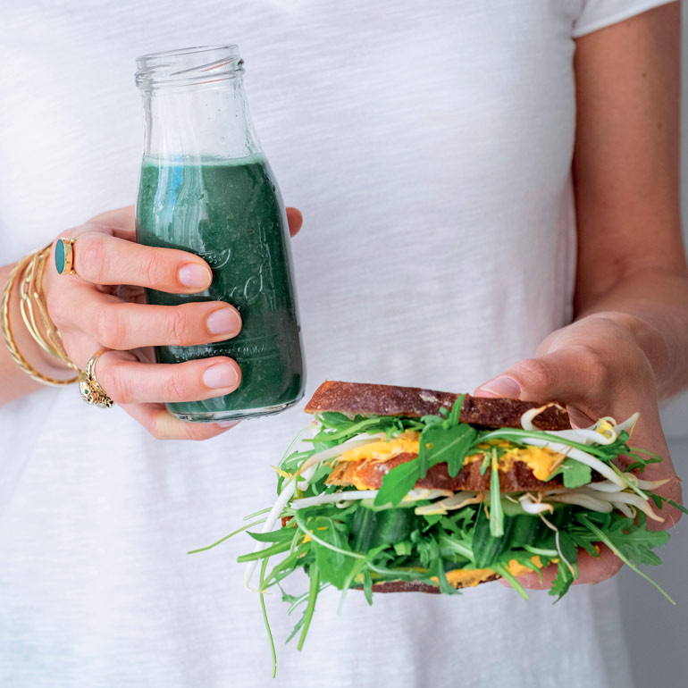 Blue brain smoothie