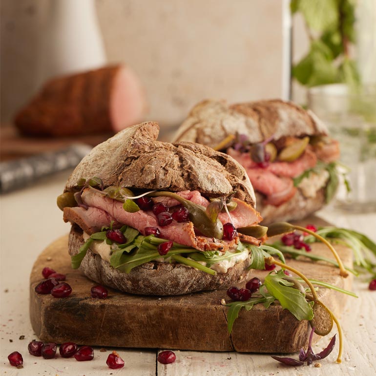 Broodje vitello tonnato