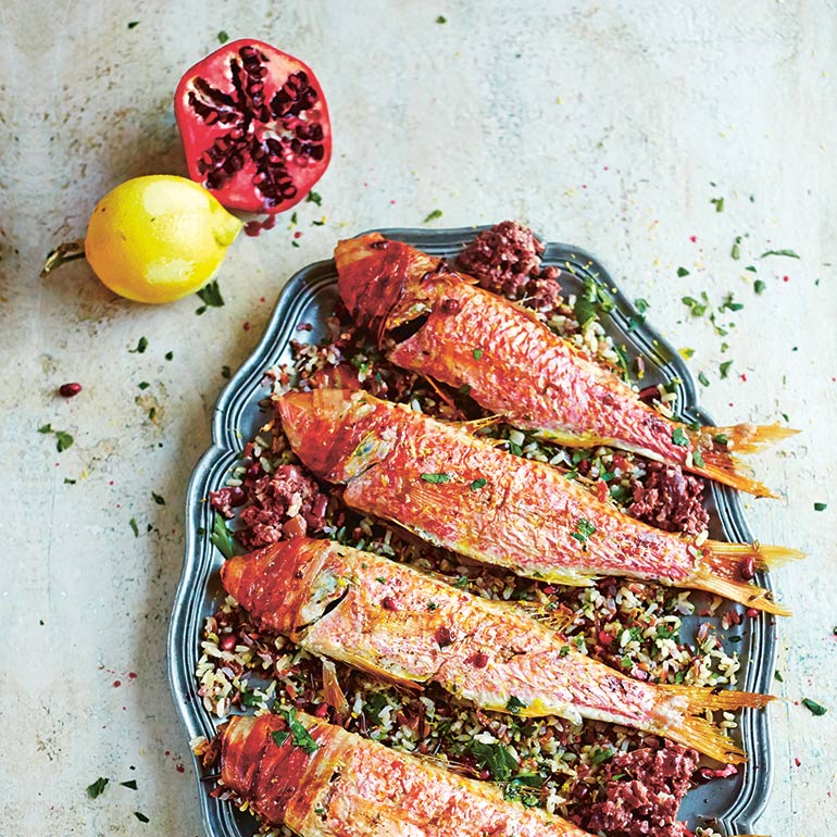 Rode mul met wilde rijst & tapenade