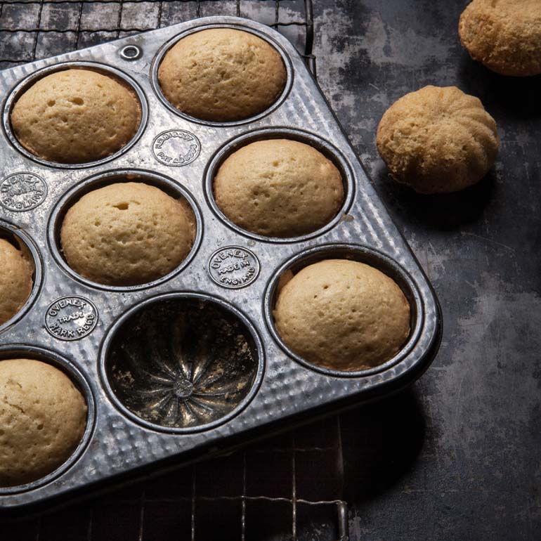 Sponge cakes
