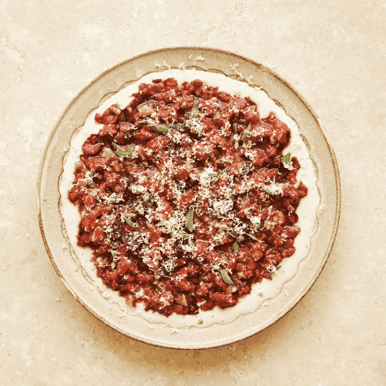 Muhammara, zure kersen, walnoot