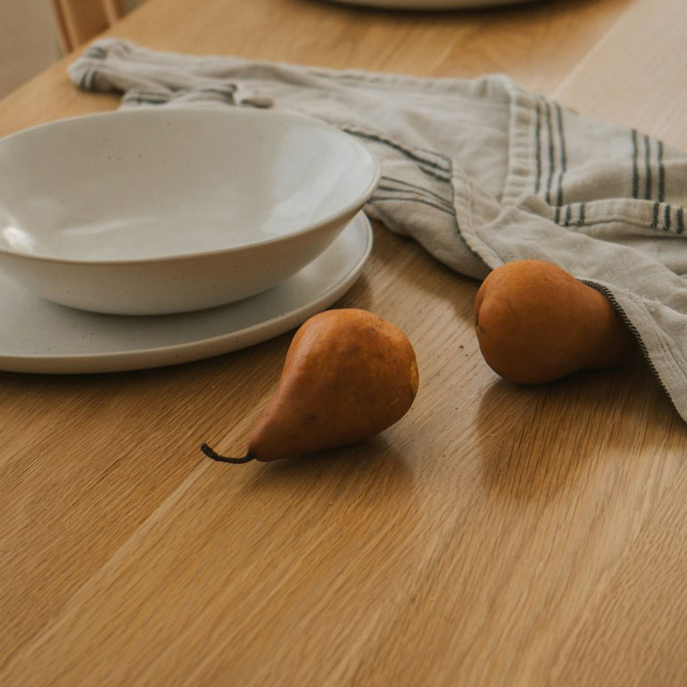 Welke houten eettafel past het best bij jouw manier van tafelen?